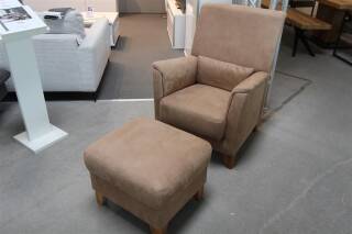 Röhr Ohrensessel mit Hocker Ausstellungsstück