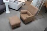 Röhr Ohrensessel mit Hocker Ausstellungsstück