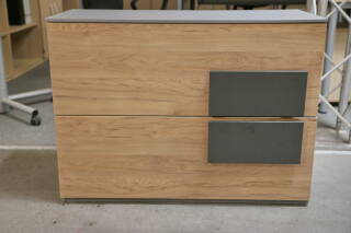 Röhr Clip Kommode Hickory Ausstellungsstück