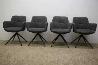 Niehoff 4-er Gruppe Schalensessel Ausstellungsstück