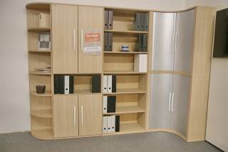 Röhr Techno Bürokombination – 4-teilig, Jalousietüren, 300 × 217,4 × 43 cm