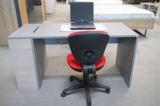 Röhr  Clip Schreibtisch Ausstellungsstück