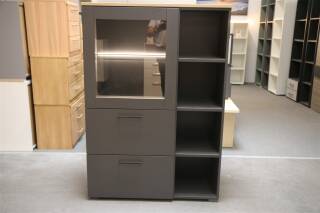 Röhr Bush Cocoon Vitrine – LED, 2 Schubkästen, 100×143×42 cm
